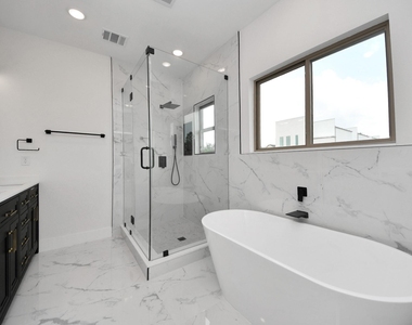 5630 Dolores Street - Photo Thumbnail 20