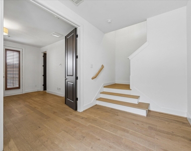 2314 Hutchins Street - Photo Thumbnail 1