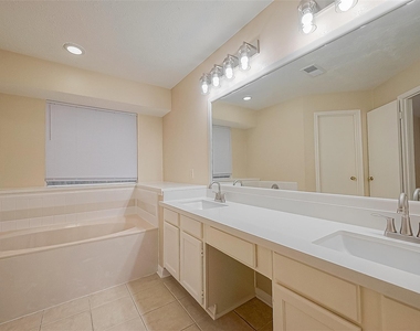 22319 Rangeview Drive - Photo Thumbnail 24