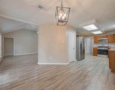 22319 Rangeview Drive - Photo Thumbnail 16