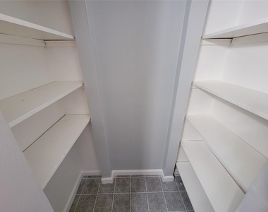 12422 Mylla Street - Photo Thumbnail 18