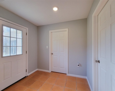 12422 Mylla Street - Photo Thumbnail 20