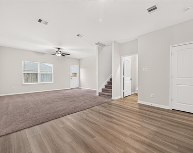 10830 Jowart Court - Photo Thumbnail 6