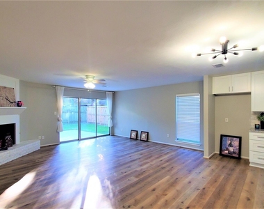14419 Cypress Leaf Drive - Photo Thumbnail 8