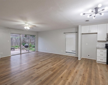 14419 Cypress Leaf Drive - Photo Thumbnail 27