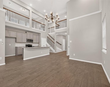 30359 Limber Pines Drive - Photo Thumbnail 10