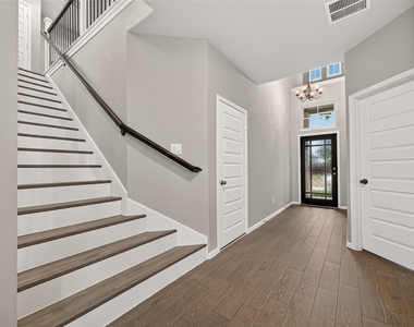 30359 Limber Pines Drive - Photo Thumbnail 16
