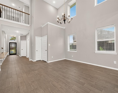 30359 Limber Pines Drive - Photo Thumbnail 11