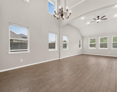 30359 Limber Pines Drive - Photo Thumbnail 9