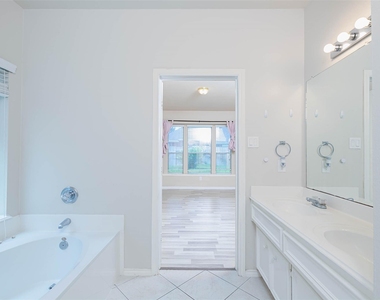 21418 Grand Hollow Lane - Photo Thumbnail 25