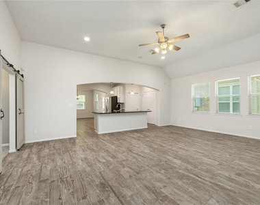 350 American Black Bear Drive - Photo Thumbnail 3