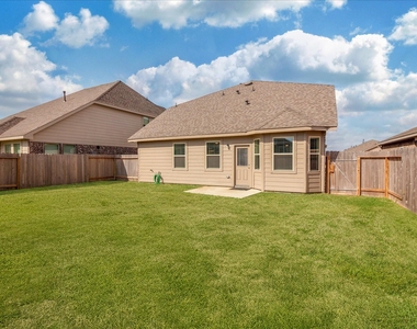 8426 Moonlight Bay Circle - Photo Thumbnail 44