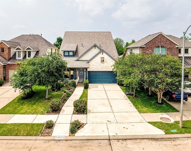 10923 Texas Rose Drive - Photo Thumbnail 3