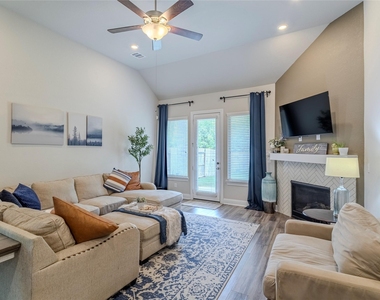 10923 Texas Rose Drive - Photo Thumbnail 26