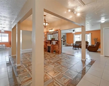 10431 Odessa Drive - Photo Thumbnail 8