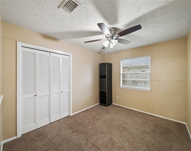 10431 Odessa Drive - Photo Thumbnail 18