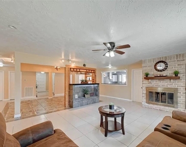 10431 Odessa Drive - Photo Thumbnail 11