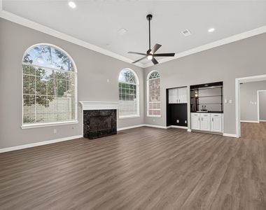 14303 Reissen Lane - Photo Thumbnail 6