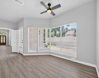 14303 Reissen Lane - Photo Thumbnail 29