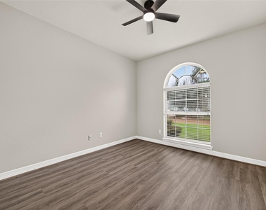 14303 Reissen Lane - Photo Thumbnail 16