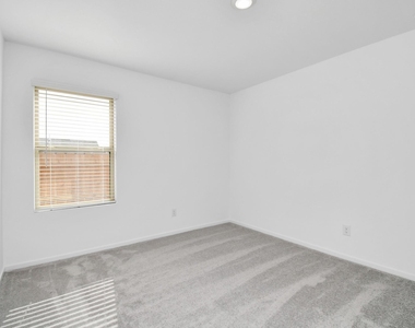 1615 Windrose Bend - Photo Thumbnail 25