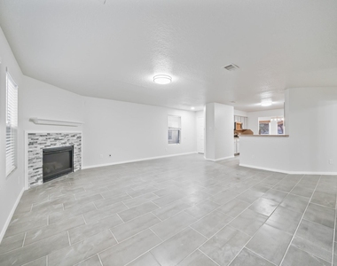 19606 Narcissus Brook Lane - Photo Thumbnail 6