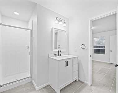 19606 Narcissus Brook Lane - Photo Thumbnail 15