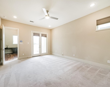 5425 Hidalgo Street - Photo Thumbnail 16