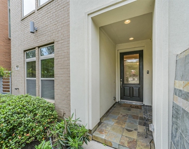5425 Hidalgo Street - Photo Thumbnail 1