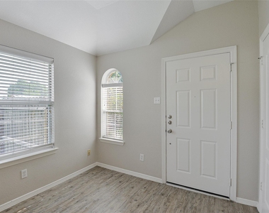 24415 Strong Pine Drive - Photo Thumbnail 4