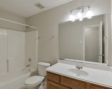 24415 Strong Pine Drive - Photo Thumbnail 16