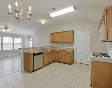 24415 Strong Pine Drive - Photo Thumbnail 9
