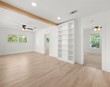 620 S Bell Street - Photo Thumbnail 10