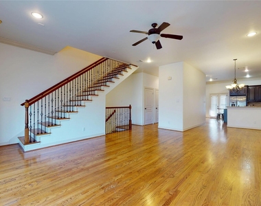 2540 Prospect Street - Photo Thumbnail 16