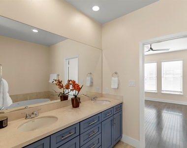 903 Roy Street - Photo Thumbnail 21