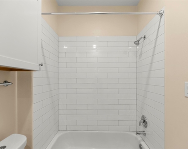 903 Roy Street - Photo Thumbnail 29
