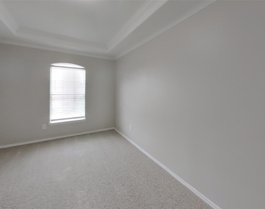 12607 Rio Grande Lane - Photo Thumbnail 10