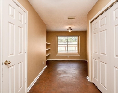 22823 Williamschase Drive - Photo Thumbnail 19