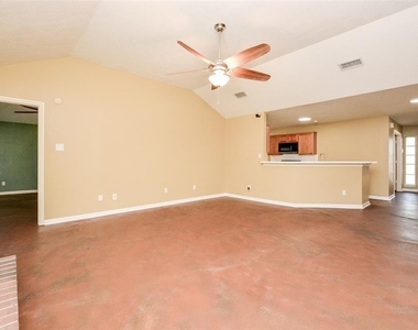 22823 Williamschase Drive - Photo Thumbnail 2