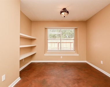 22823 Williamschase Drive - Photo Thumbnail 20