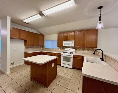 17522 Prospect Meadows Drive - Photo Thumbnail 1