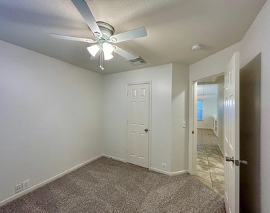 17522 Prospect Meadows Drive - Photo Thumbnail 14