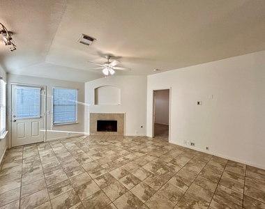 17522 Prospect Meadows Drive - Photo Thumbnail 4