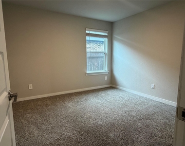 29422 Pikes Peak Drive - Photo Thumbnail 14