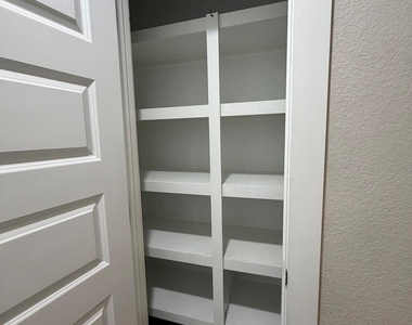 29422 Pikes Peak Drive - Photo Thumbnail 16