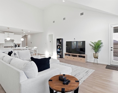24922 Groundsel Cottage Lane - Photo Thumbnail 14