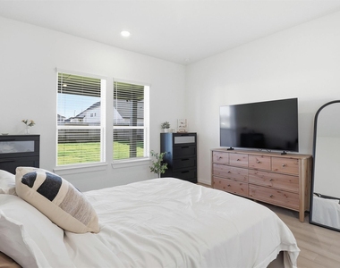 24922 Groundsel Cottage Lane - Photo Thumbnail 20