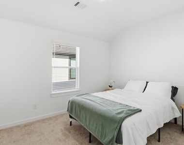 24922 Groundsel Cottage Lane - Photo Thumbnail 36