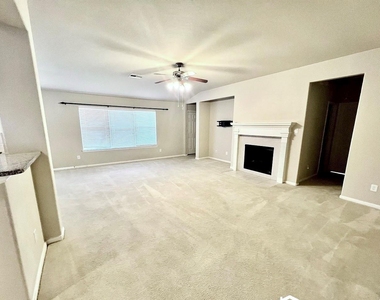 9923 Bronze Mill Lane - Photo Thumbnail 7