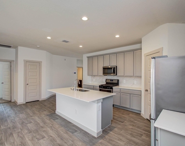 14543 Rain Tree Drive - Photo Thumbnail 18